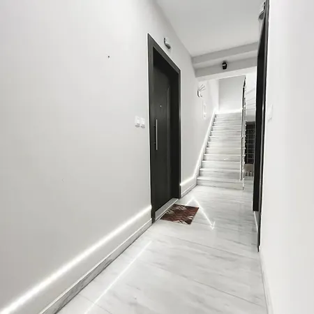 Blueline 2 Apartment